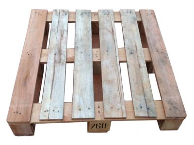 Cuộc chiến giữa pallet gỗ và pallet nhựa