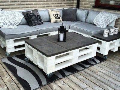 Ưu điểm và ứng dụng của pallet gỗ trong nội thất