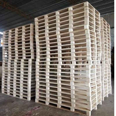 Pallet kê hàng trong kho