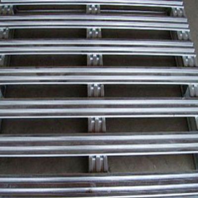 Pallet sắt