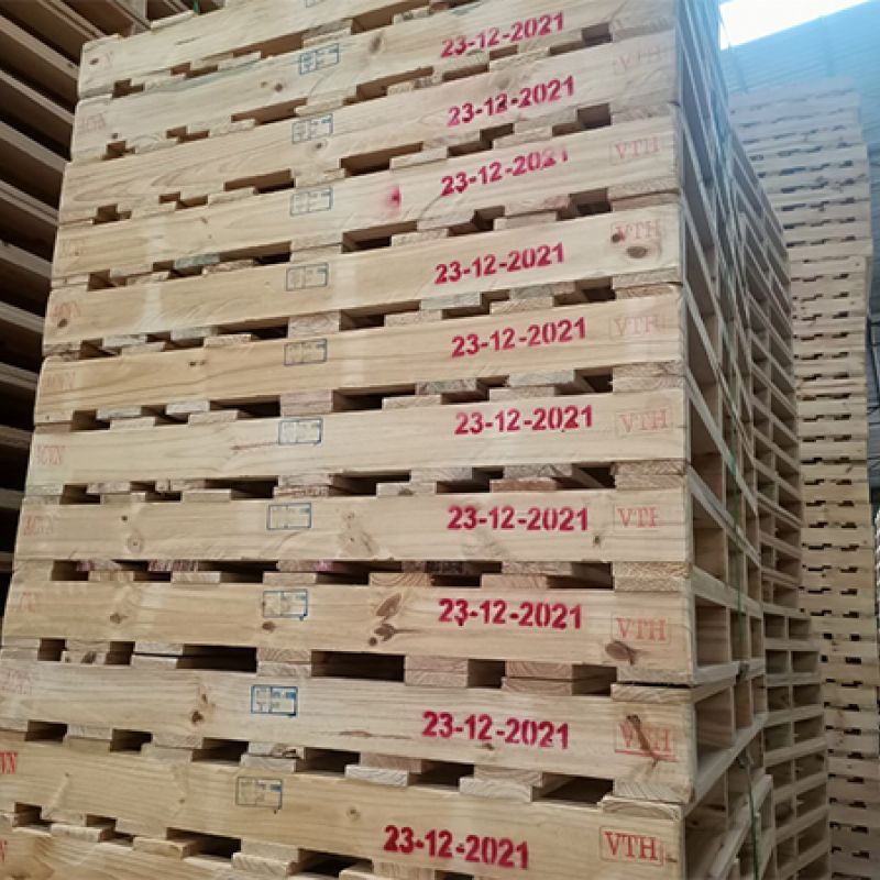 Pallet kê hàng trong kho Pallet kê hàng trong kho